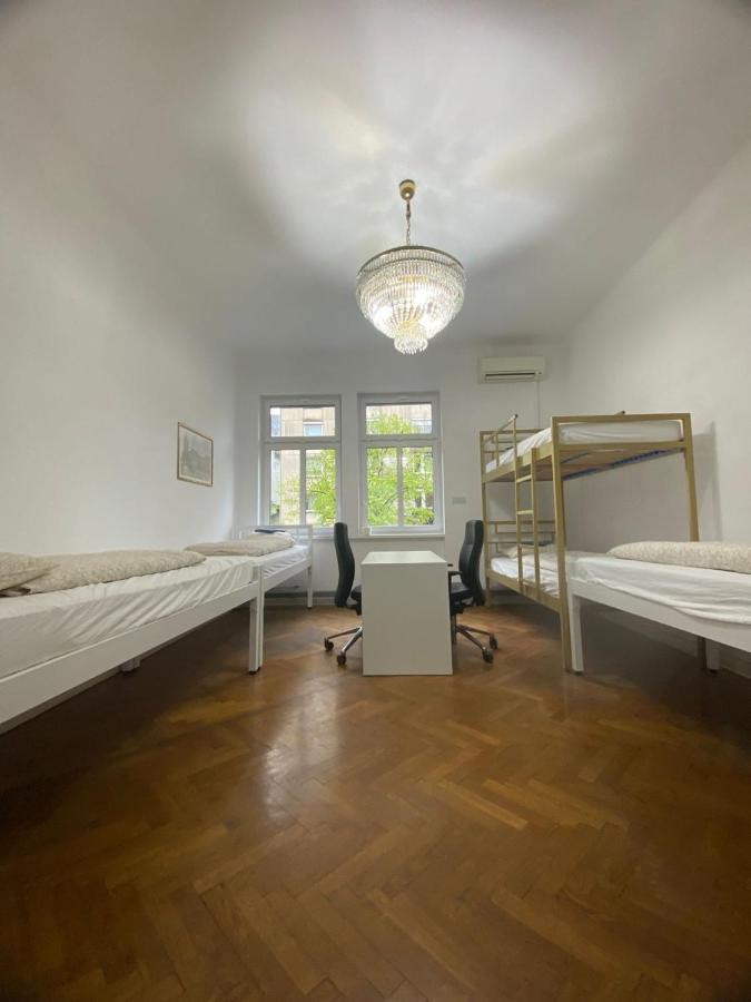 Rooms Miklosiceva Ljubljana Exterior photo