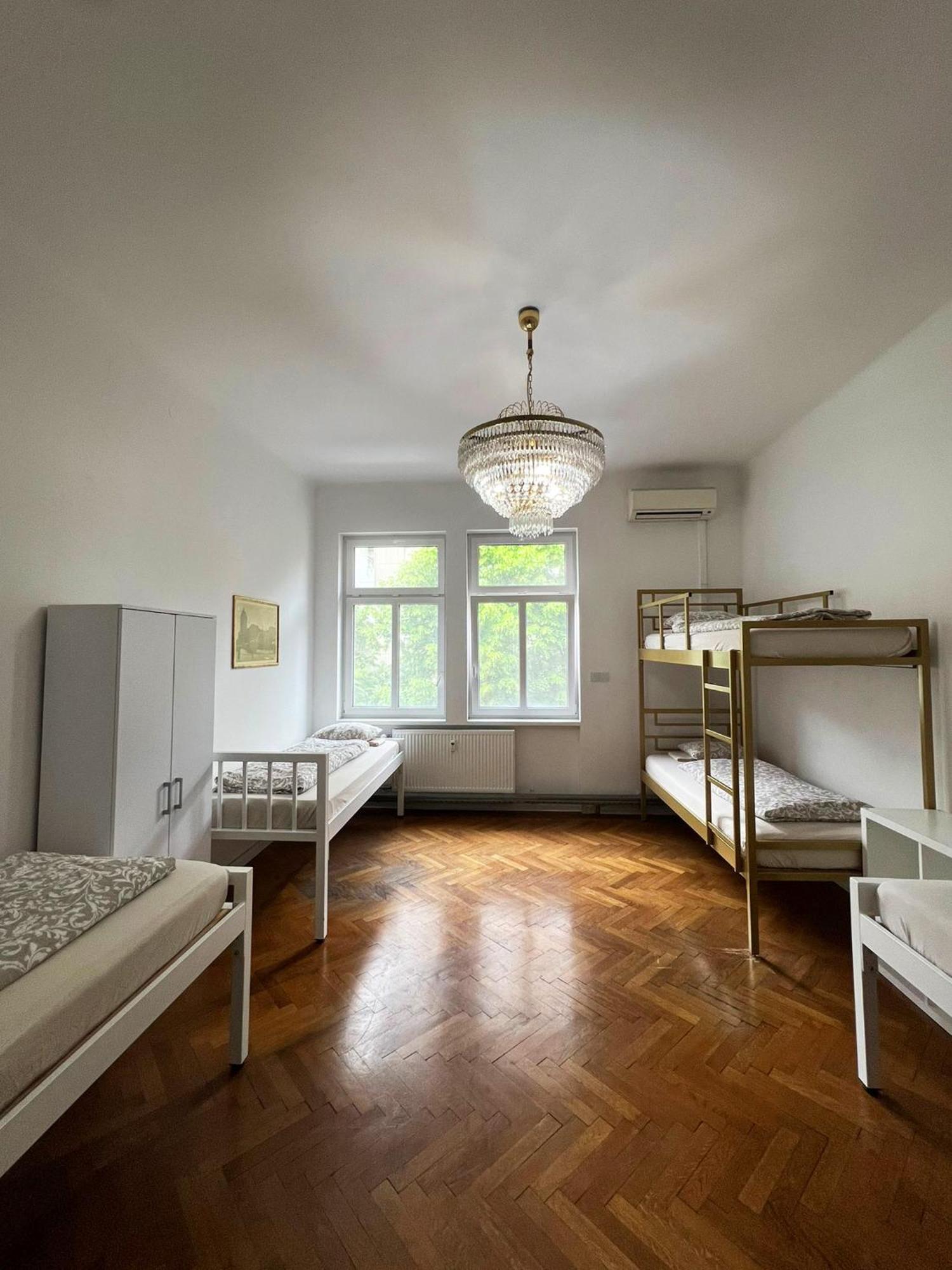 Rooms Miklosiceva Ljubljana Exterior photo