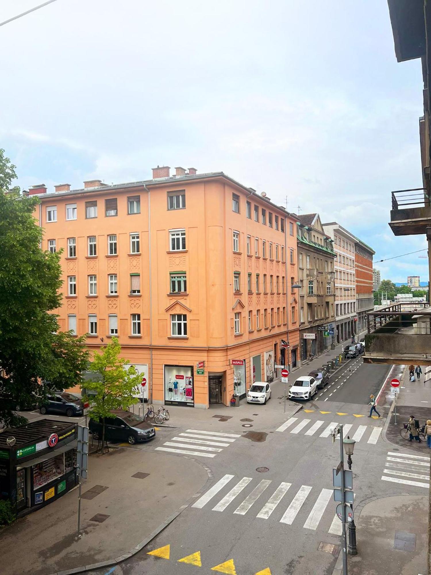 Rooms Miklosiceva Ljubljana Exterior photo